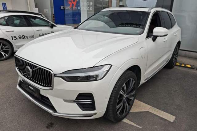 Used Volvo XC60 New Energy 2022 T8 Plug-in Hybrid Long-Range All-Wheel Drive Zhiyuan Luxury Edition