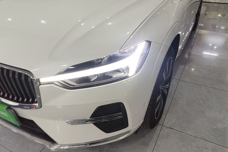 Used Volvo XC60 New Energy 2022 T8 Plug-in Hybrid All-Wheel Drive Smart Luxury Edition Left Front Headlight