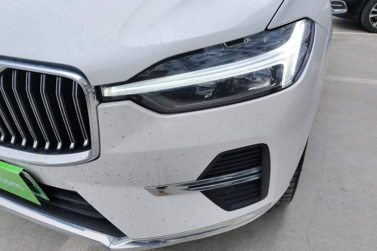 Used Volvo XC60 New Energy 2022 T8 Plug-in Hybrid Long-Range All-Wheel Drive Zhiyuan Luxury Edition Left Front Headlight