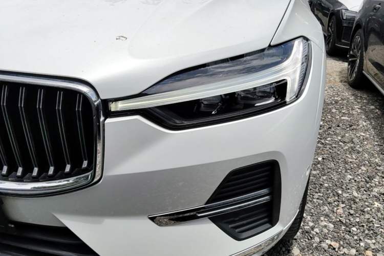 Used Volvo XC60 New Energy 2022 T8 Plug-in Hybrid All-Wheel Drive Smart Luxury Edition Left Front Headlight