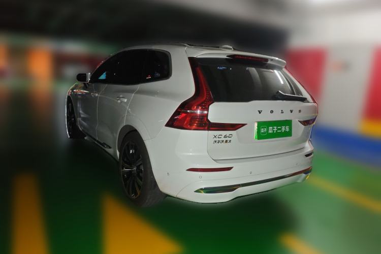 Used Volvo XC60 New Energy 2022 T8 Plug-in Hybrid Long-Range All-Wheel Drive Luxury Edition Rear Left 45 Deg