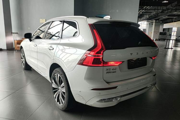 Used Volvo XC60 New Energy 2022 T8 Plug-in Hybrid All-Wheel Drive Smart Luxury Edition Rear Left 45 Deg
