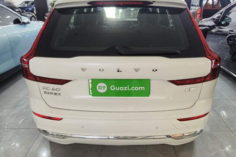 Used Volvo XC60 New Energy 2022 T8 Plug-in Hybrid All-Wheel Drive Smart Luxury Edition Rear