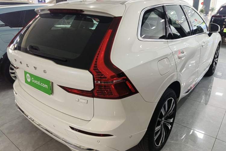 Used Volvo XC60 New Energy 2022 T8 Plug-in Hybrid All-Wheel Drive Smart Luxury Edition Rear Right 45 Deg