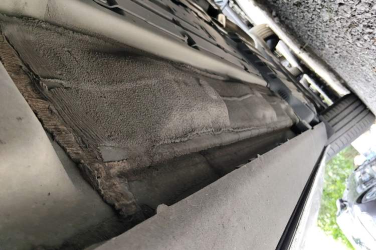 Used Volvo XC60 New Energy 2022 T8 Plug-in Hybrid All-Wheel Drive Smart Luxury Edition Right Side Sill