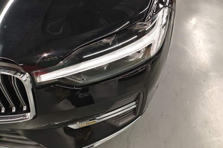 Used Volvo XC60 New Energy 2023 T8 Plug-in Hybrid Long-Range All-Wheel Drive Smart Luxury Edition Left Front Headlight