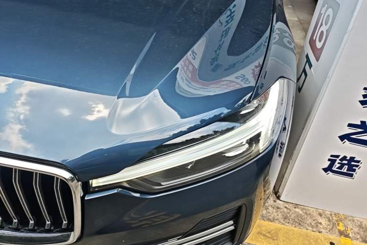 Used Volvo XC60 New Energy 2023 T8 Plug-in Hybrid Long-Range All-Wheel Drive Smart Luxury Edition Left Front Headlight