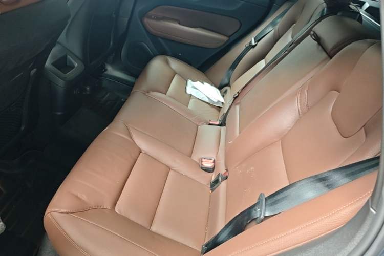 Used Volvo XC60 New Energy 2023 T8 Plug-in Hybrid Long-Range All-Wheel Drive Smart Luxury Edition Left Rear Seat