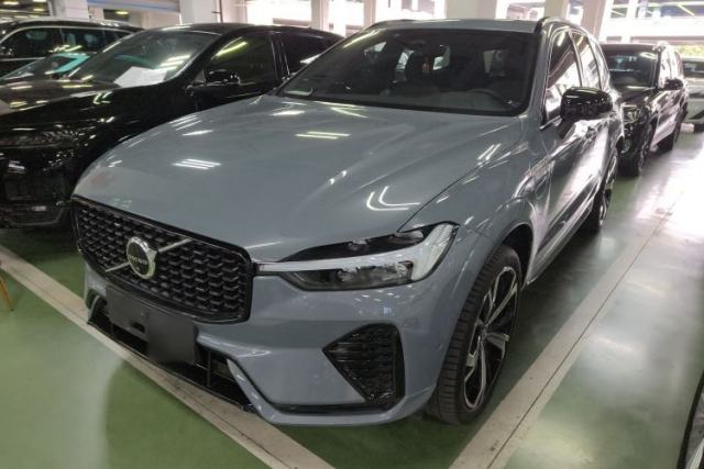 Used Volvo XC60 New Energy 2023 T8 Plug-in Hybrid Long-Range All-Wheel Drive Smart & Sporty Version