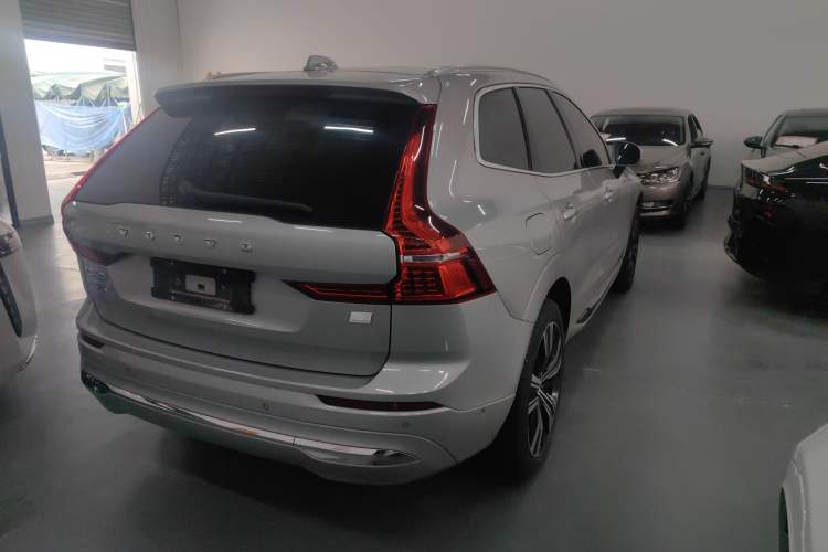 Used Volvo XC60 New Energy 2023 T8 Plug-in Hybrid Long-Range All-Wheel Drive Smart Luxury Edition Exterior 5