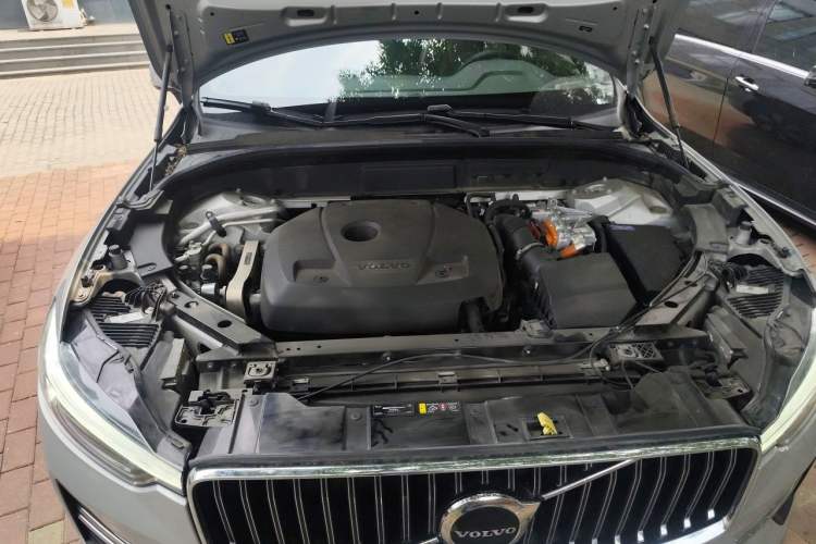 Used Volvo XC60 New Energy 2023 T8 Plug-in Hybrid Long-Range All-Wheel Drive Smart & Luxurious Enjoyment Edition Engine Bay