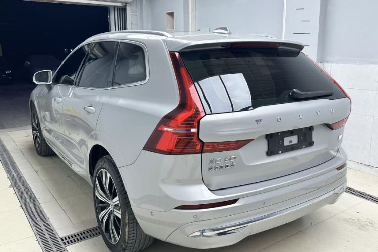 Used Volvo XC60 New Energy 2023 T8 Plug-in Hybrid Long-Range All-Wheel Drive Smart Luxury Edition Exterior 3