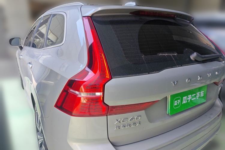Used Volvo XC60 New Energy 2023 T8 Plug-in Hybrid Long-Range All-Wheel Drive Smart Luxury Edition Rear Left 45 Deg