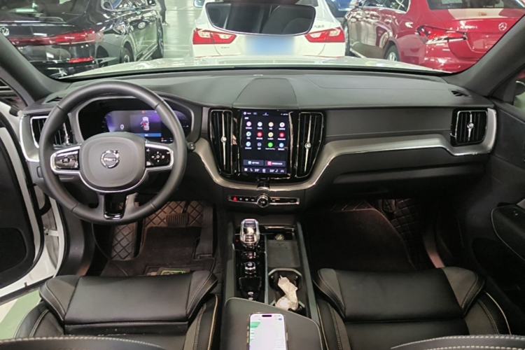 Used Volvo XC60 New Energy 2023 T8 Plug-in Hybrid Long-Range All-Wheel Drive Smart & Sporty Version Center Console
