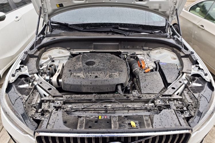 Used Volvo XC60 New Energy 2023 T8 Plug-in Hybrid Long-Range All-Wheel Drive Intelligent Luxury and Enjoyment Edition Engine Bay
