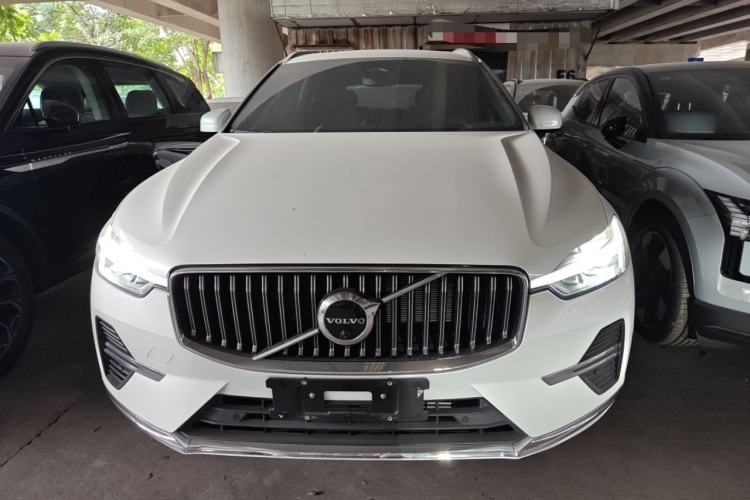 Used Volvo XC60 New Energy 2023 T8 Plug-in Hybrid Long-Range All-Wheel Drive Smart Luxury Edition Exterior 1