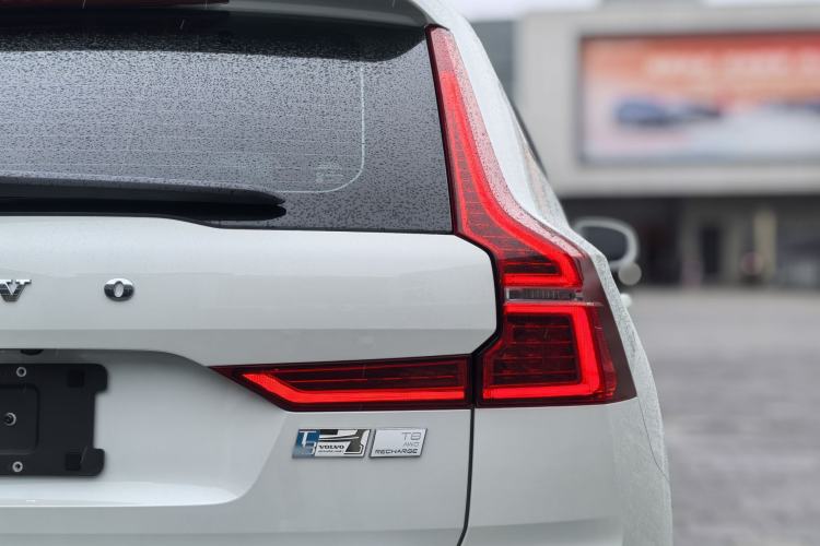 Used Volvo XC60 New Energy 2023 T8 Plug-in Hybrid Long-Range All-Wheel Drive Smart Luxury Edition Exterior 10