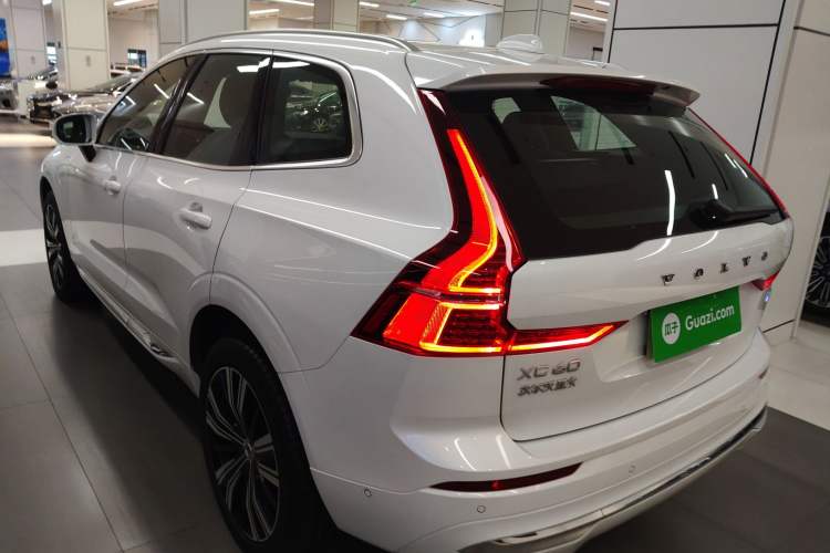 Used Volvo XC60 New Energy 2023 T8 Plug-in Hybrid Long-Range All-Wheel Drive Smart & Luxurious Enjoyment Edition Exterior 2