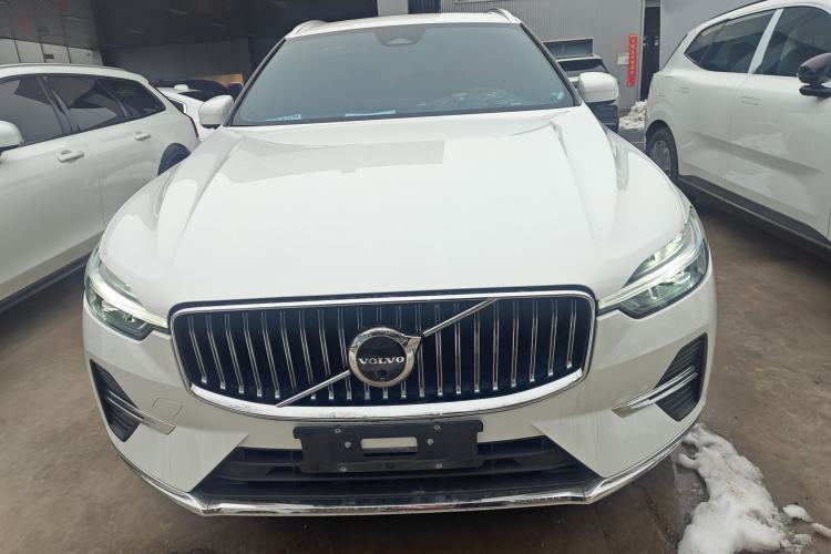 Used Volvo XC60 New Energy 2023 T8 Plug-in Hybrid Long-Range All-Wheel Drive Smart Luxury Edition Front