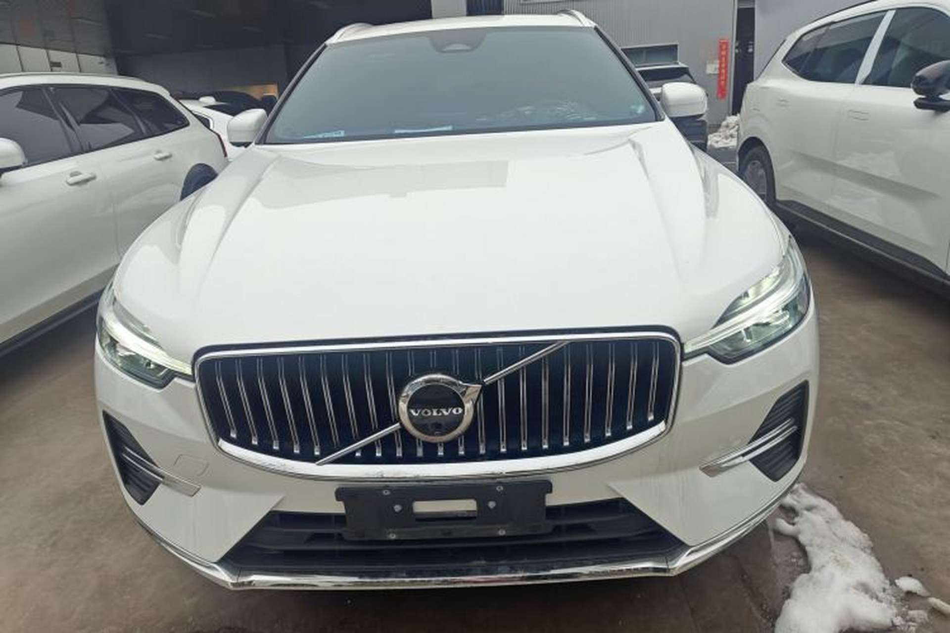 Used Volvo XC60 New Energy 2023 T8 Plug-in Hybrid Long-Range All-Wheel Drive Smart Luxury Edition Front