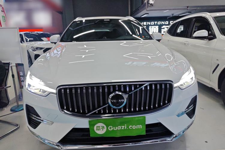 Used Volvo XC60 New Energy 2023 T8 Plug-in Hybrid Long-Range All-Wheel Drive Intelligent Luxury and Enjoyment Edition Front