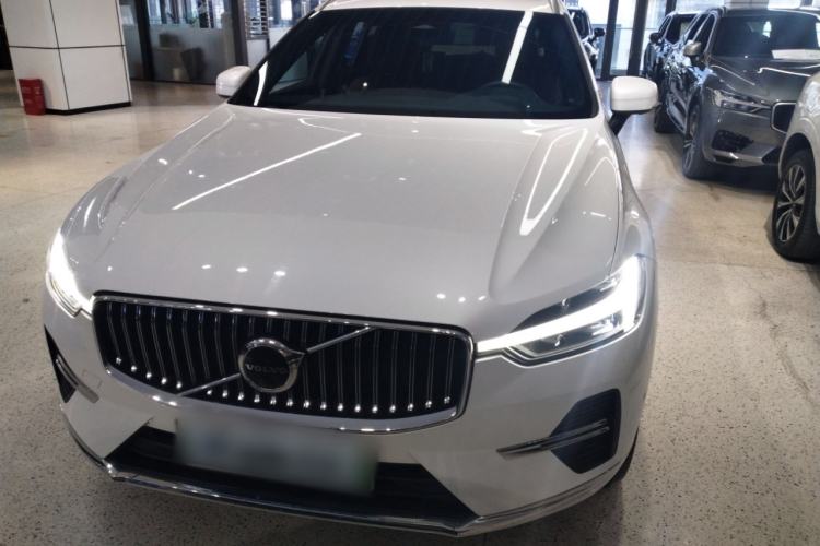 Used Volvo XC60 New Energy 2023 T8 Plug-in Hybrid Long-Range All-Wheel Drive Smart Luxury Edition Front