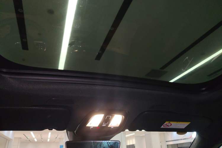 Used Volvo XC60 New Energy 2023 T8 Plug-in Hybrid Long-Range All-Wheel Drive Smart & Luxurious Enjoyment Edition Headliner