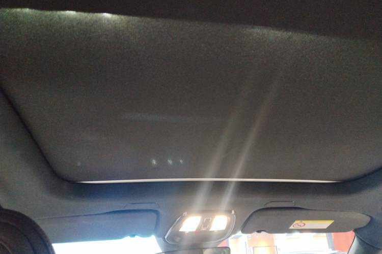 Used Volvo XC60 New Energy 2023 T8 Plug-in Hybrid Long-Range All-Wheel Drive Smart Luxury Edition Headliner