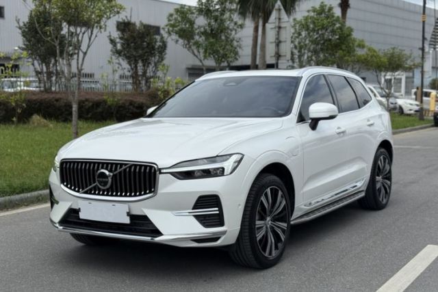 Ojetý Volvo XC60 New Energy 2023 T8 Plug-in Hybrid Long-Range All-Wheel Drive Smart Luxury Edition