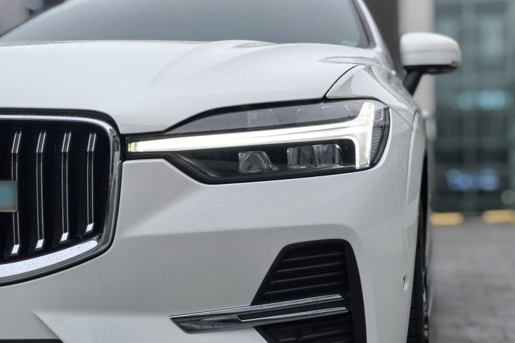 Used Volvo XC60 New Energy 2023 T8 Plug-in Hybrid Long-Range All-Wheel Drive Smart Luxury Edition Left Front Headlight