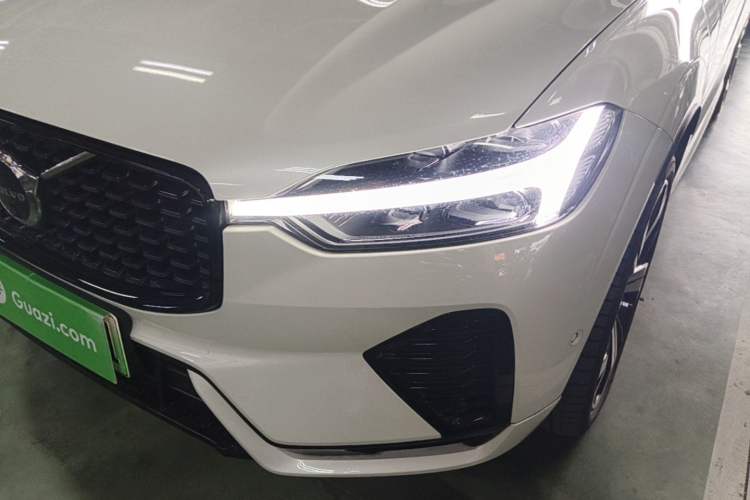 Used Volvo XC60 New Energy 2023 T8 Plug-in Hybrid Long-Range All-Wheel Drive Smart & Sporty Version Left Front Headlight