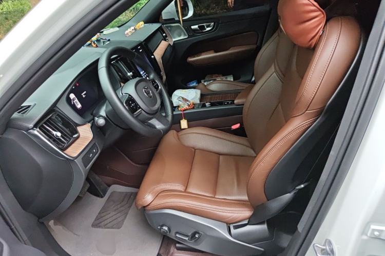 Used Volvo XC60 New Energy 2023 T8 Plug-in Hybrid Long-Range All-Wheel Drive Smart Luxury Edition Left Front Seat