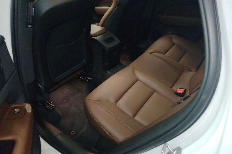 Used Volvo XC60 New Energy 2023 T8 Plug-in Hybrid Long-Range All-Wheel Drive Smart & Luxurious Enjoyment Edition Left Rear Seat