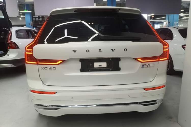 Used Volvo XC60 New Energy 2023 T8 Plug-in Hybrid Long-Range All-Wheel Drive Smart Luxury Edition Rear