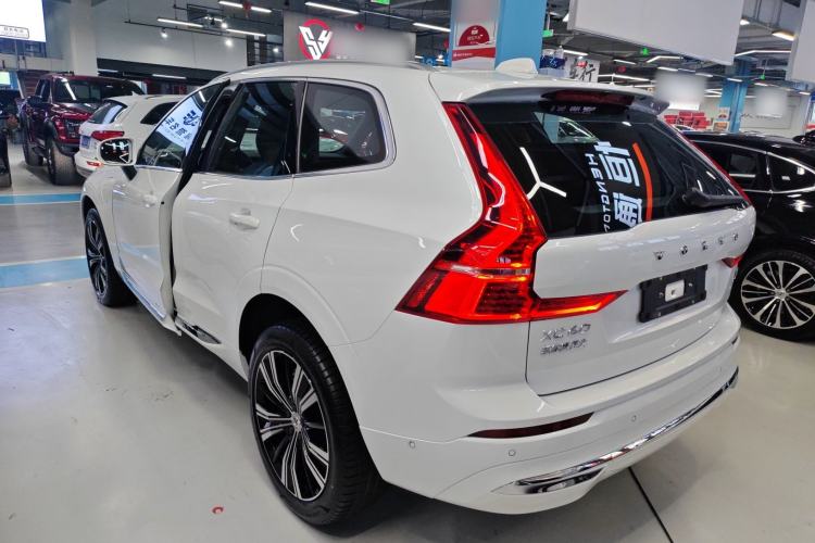 Used Volvo XC60 New Energy 2023 T8 Plug-in Hybrid Long-Range All-Wheel Drive Intelligent Luxury and Enjoyment Edition Rear Left 45 Deg