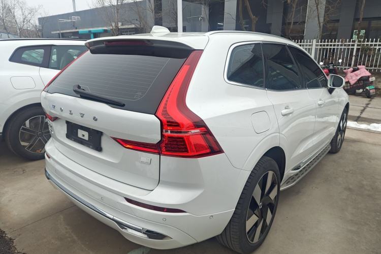 Used Volvo XC60 New Energy 2023 T8 Plug-in Hybrid Long-Range All-Wheel Drive Smart Luxury Edition Rear Right 45 Deg