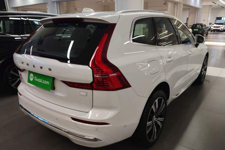 Used Volvo XC60 New Energy 2023 T8 Plug-in Hybrid Long-Range All-Wheel Drive Smart & Luxurious Enjoyment Edition Rear Right 45 Deg