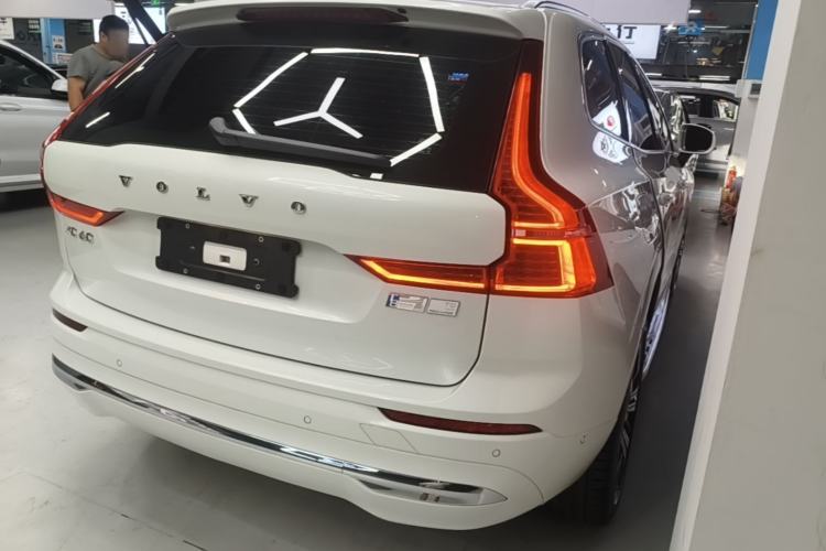 Used Volvo XC60 New Energy 2023 T8 Plug-in Hybrid Long-Range All-Wheel Drive Smart Luxury Edition Rear Right 45 Deg