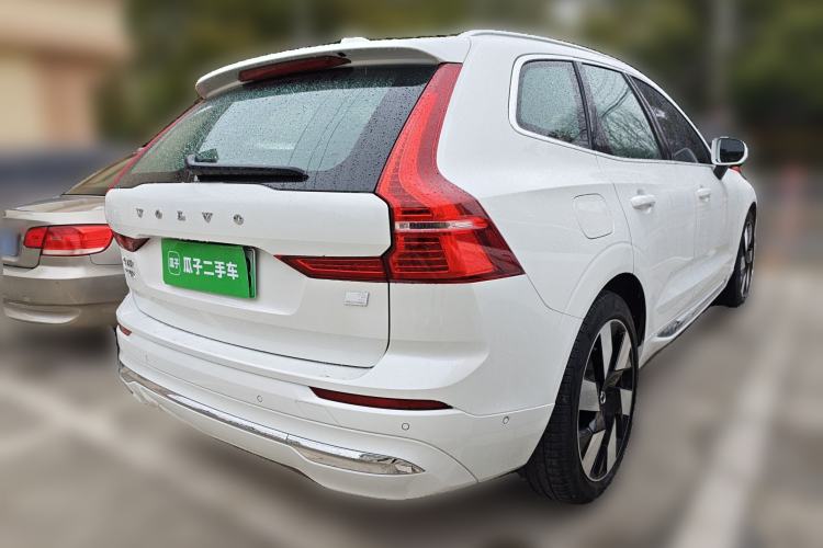 Used Volvo XC60 New Energy 2023 T8 Plug-in Hybrid Long-Range All-Wheel Drive Intelligent Luxury and Enjoyment Edition Rear Right 45 Deg