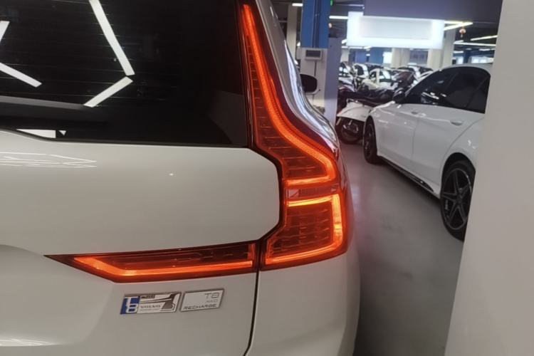 Used Volvo XC60 New Energy 2023 T8 Plug-in Hybrid Long-Range All-Wheel Drive Smart Luxury Edition Right Rear Taillight