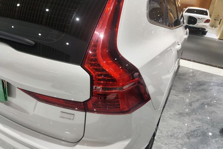 Used Volvo XC60 New Energy 2023 T8 Plug-in Hybrid Long-Range All-Wheel Drive Smart Luxury Edition Right Rear Taillight