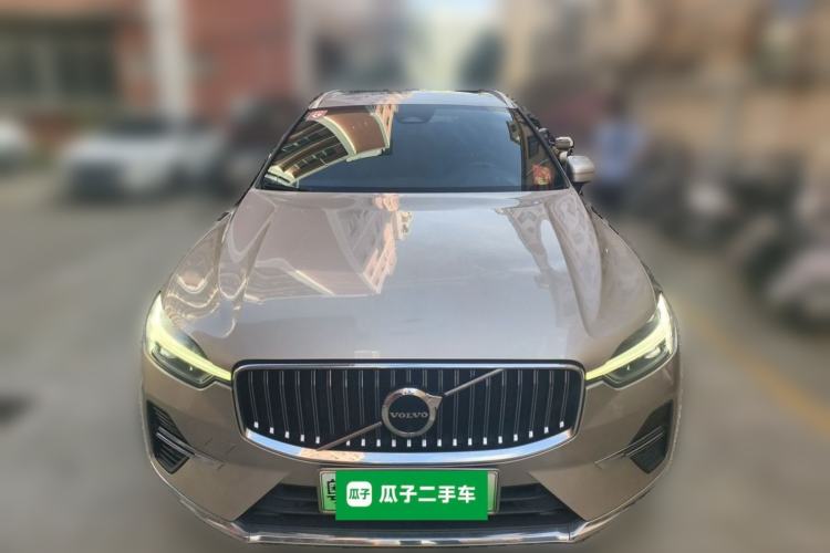 Used Volvo XC60 New Energy 2023 T8 Plug-in Hybrid Long-Range All-Wheel Drive Smart Luxury Edition Front