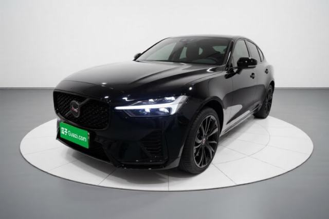 Gebrauchter Volvo XC60 New Energy 2024 T8 Plug-in Hybrid Long-Range All-Wheel Drive Zhiyuan Polar Night Edition