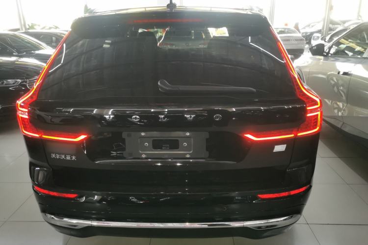 Used Volvo XC60 New Energy 2024 T8 Plug-in Hybrid Long-Range All-Wheel Drive Smart Luxury Edition Exterior 4