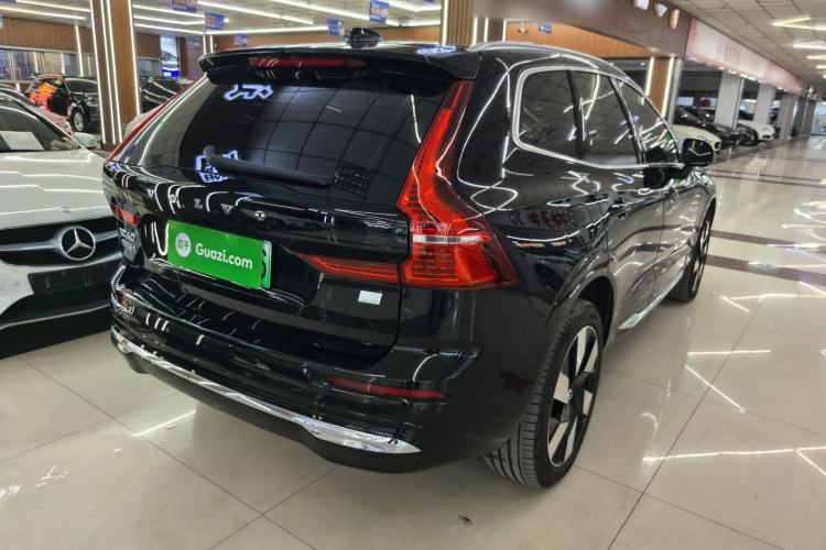 Used Volvo XC60 New Energy 2024 T8 Plug-in Hybrid Long-Range All-Wheel Drive Smart Luxury Edition Exterior 4