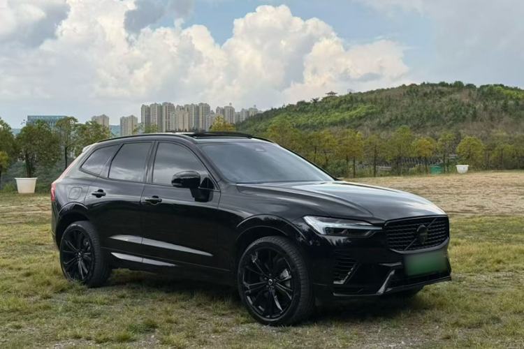 Used Volvo XC60 New Energy 2024 T8 Plug-in Hybrid Long-Range All-Wheel Drive Zhiyuan Polar Night Edition Exterior 6