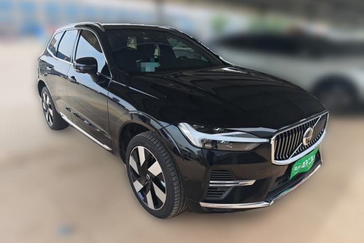 Used Volvo XC60 New Energy 2024 T8 Plug-in Hybrid Long-Range All-Wheel Drive Smart Luxury Edition Front Right 45 Deg