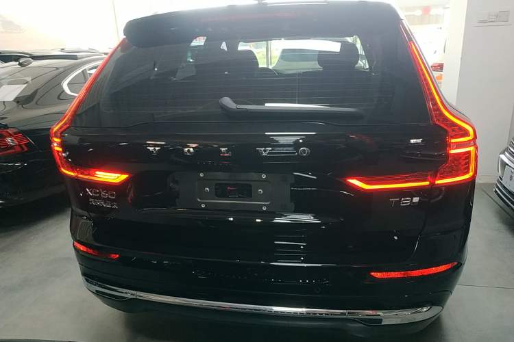 Used Volvo XC60 New Energy 2024 T8 Plug-in Hybrid Long-Range All-Wheel Drive Smart Luxury Edition Rear