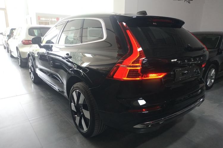 Used Volvo XC60 New Energy 2024 T8 Plug-in Hybrid Long-Range All-Wheel Drive Smart Luxury Edition Rear Left 45 Deg