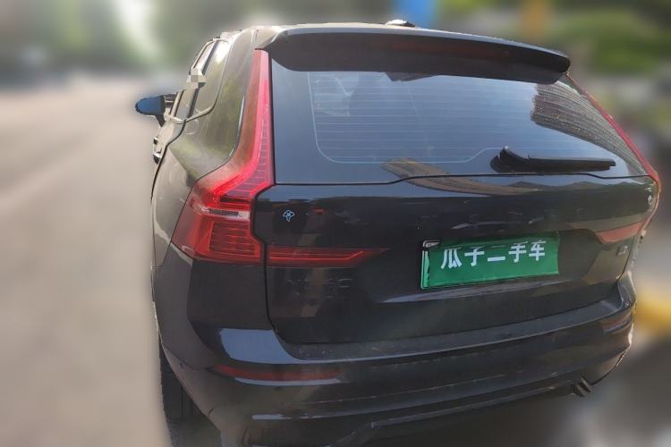 Used Volvo XC60 New Energy 2024 T8 Plug-in Hybrid Long-Range All-Wheel Drive Zhiyuan Polar Night Edition Rear
